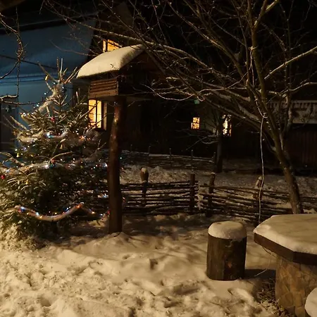 Usadba Okhotnichiy Dvor Yabluniv