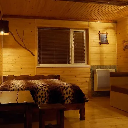 Country house Usadba Okhotnichiy Dvor Yabluniv