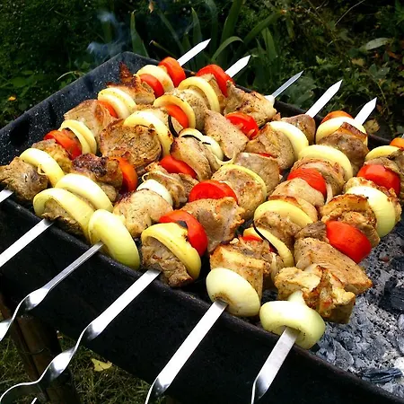 Usadba Okhotnichiy Dvor Yabluniv