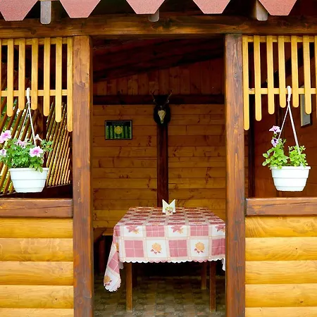 Usadba Okhotnichiy Dvor * Yabluniv