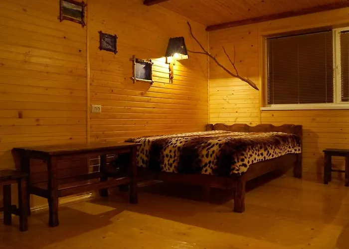 Landhaus Usadba Okhotnichiy Dvor Yabluniv